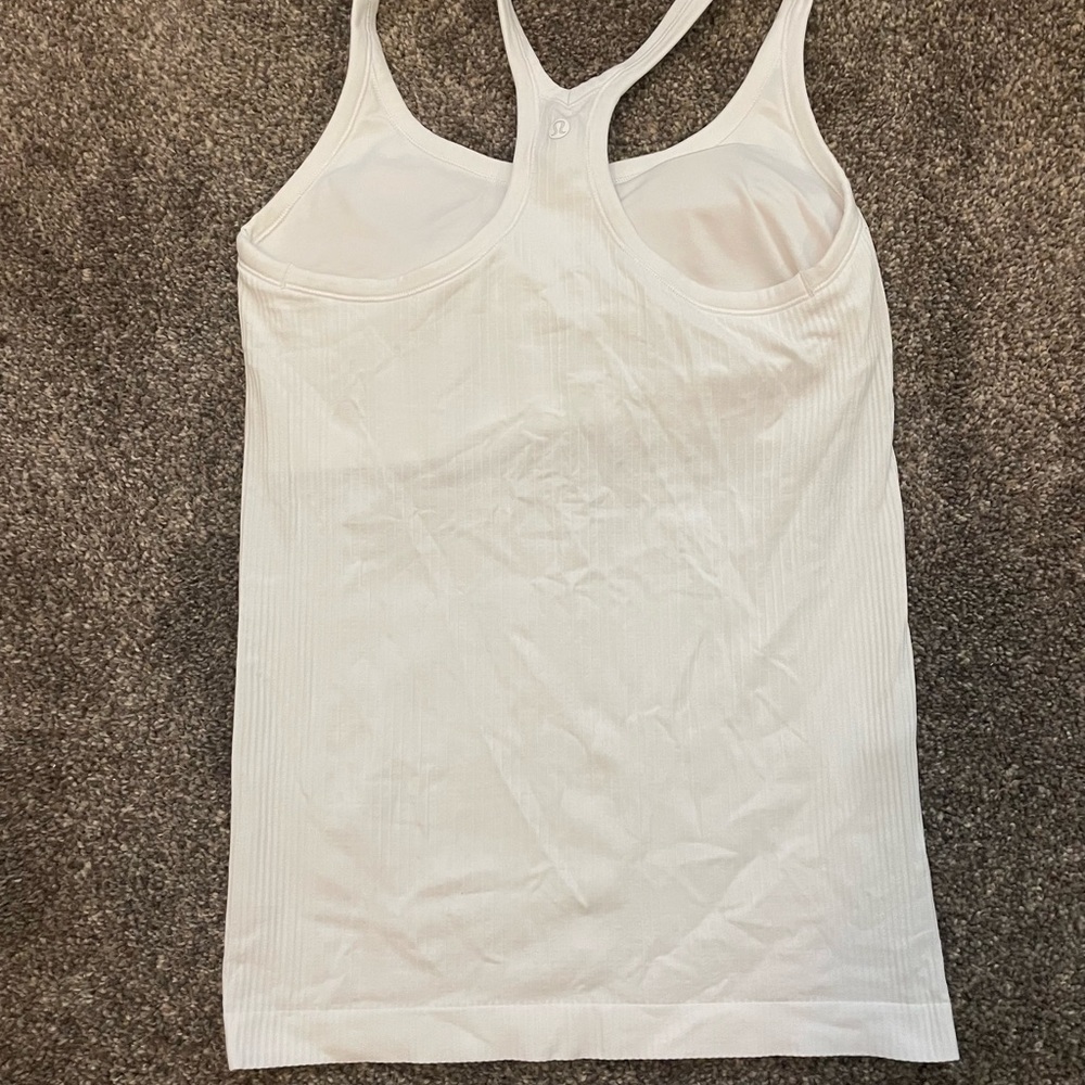 Lululemon ebb to street tank